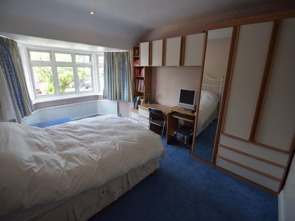 Worcester Crescent, Mill Hill